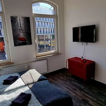 Free Parking Wlan Badewanne Hauptbahnhof Roter Faden * Hannover