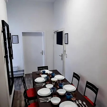 Free Parking Wlan Badewanne Hauptbahnhof Roter Faden