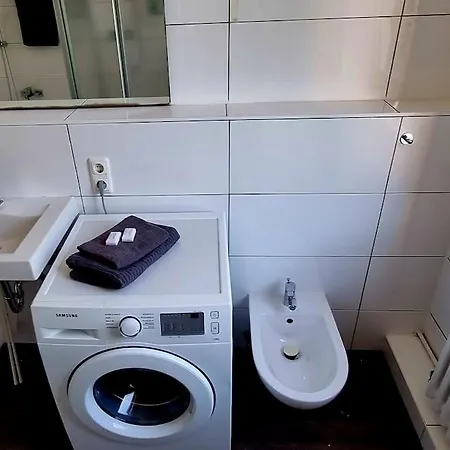 Free Parking Wlan Badewanne Hauptbahnhof Roter Faden Hanovre
